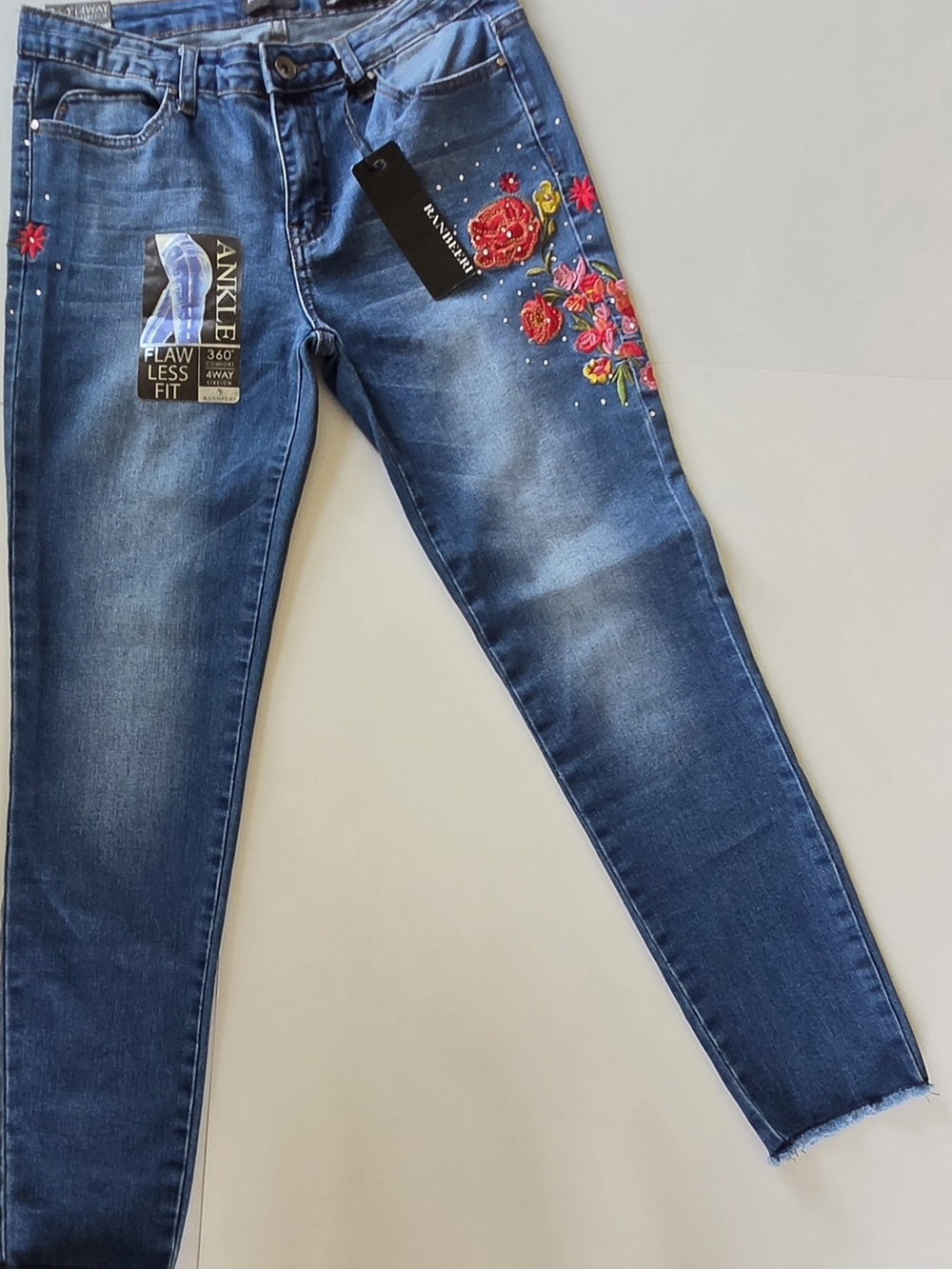 NWT Ranbeeri Floral Embroidered Dark Wash Skinny Jeans Juniors 9 Boho Festival